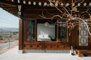 Hanok Stay SungHyeDang